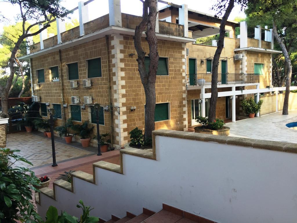 Hotel Eden Park Marina Di Pulsano Exterior foto